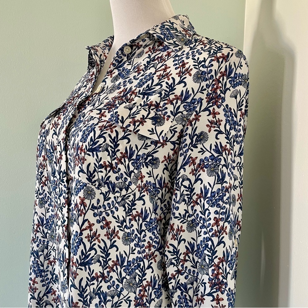 Loft Women’s Floral Button Down Blouse Size S - Picture 4 of 12
